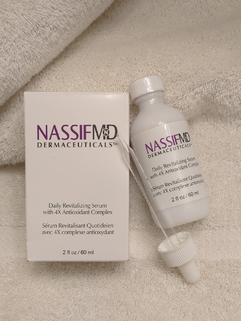 NASSIFMD Daily Revitalizing Serum - White ** NIB SEALED **